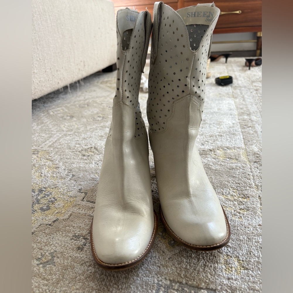 White Perforated Leather Western Boots Stacked Heel - Picture 5 of 16